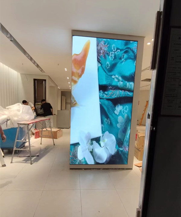 东丽商场门店转角LED显示屏