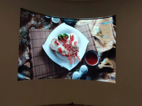 东丽室内P2.5弧形LED屏